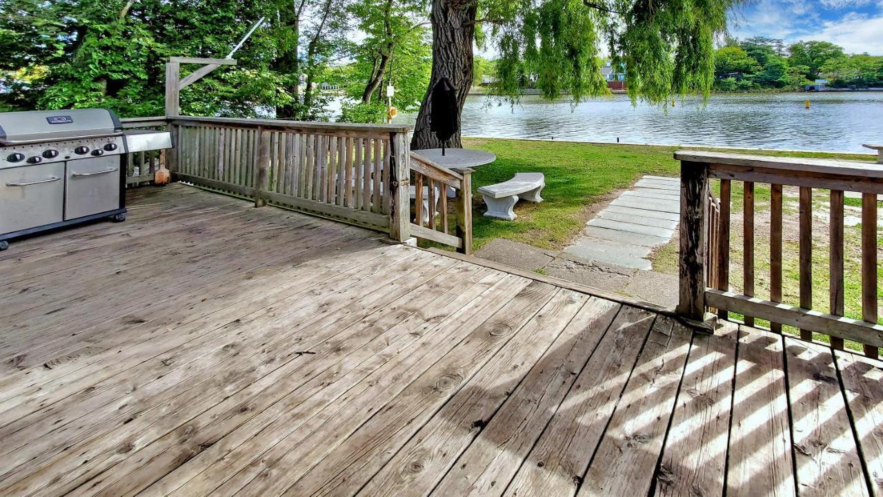 Main Beach River Retreat - Wasaga Beach 1 - Main Strip - 95 Mosley St Екстер'єр фото