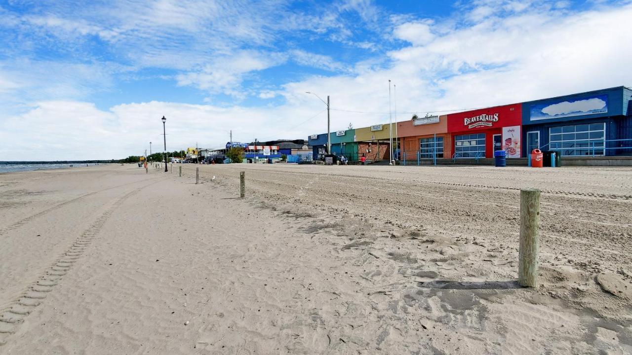 Main Beach River Retreat - Wasaga Beach 1 - Main Strip - 95 Mosley St Екстер'єр фото